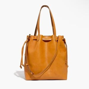 Madewell The Medium Drawstring Transport Tote in Cider